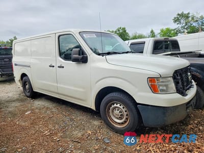 Czwarte zdjęcie samochodu z boku: 2016 NISSAN NV 1500 S VIN:1N6BF0KM7GN814518 - miniatura
