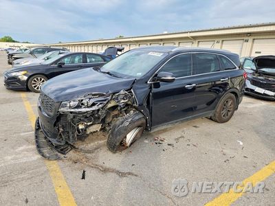 2020 KIA SORENTO LX 5XYPG4A37LG637024 - główne zdjęcie licytacji z USA - miniatura