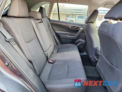 Zdjęcie 11 z 13 samochodu: 2020 TOYOTA RAV4 LE VIN:2T3F1RFV3LC076196 - miniatura