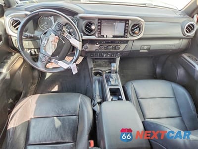 Zdjęcie 8 z 12 samochodu: 2022 TOYOTA TACOMA LIMITED VIN:3TMEZ5CN6NM193663 - miniatura