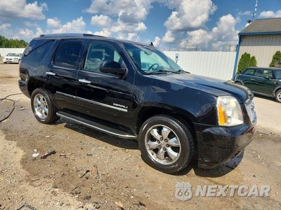 Czwarte zdjęcie samochodu z boku: 2011 GMC YUKON DENALI VIN:1GKS2EEFXBR107654 - miniatura