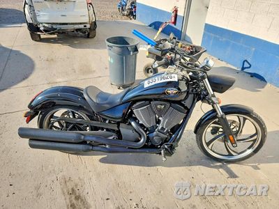 2012 VICTORY MOTORCYCLES VEGAS 8-BALL 5VPGA36N9C3006187 - główne zdjęcie licytacji z USA - miniatura