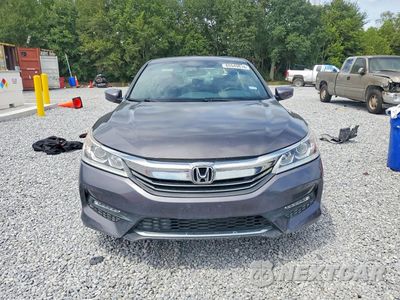 Piąte zdjęcie samochodu w środku: 2017 HONDA ACCORD SPORT VIN:1HGCR2F56HA293816 - miniatura
