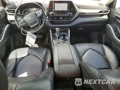 Zdjęcie 8 z 14 samochodu: 2022 TOYOTA HIGHLANDER XLE VIN:5TDGZRAH2NS550561 - miniatura