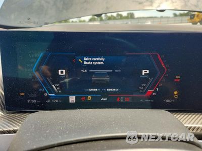 Zdjęcie 9 z 13 samochodu: 2023 BMW XM VIN:5YM23CS04P9S29292 - miniatura