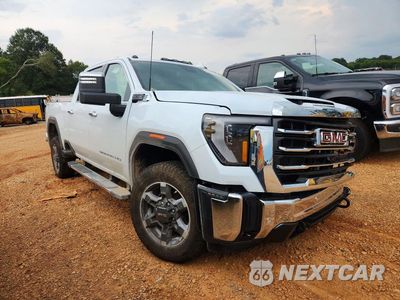 Czwarte zdjęcie samochodu z boku: 2026 GMC SIERRA K2500 SLT VIN:1GT4UNE79TF128425 - miniatura