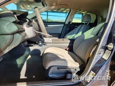 Zdjęcie 7 z 13 samochodu: 2020 HONDA CIVIC LX VIN:19XFC2F62LE010632 - miniatura