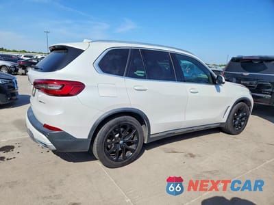 Trzecie zdjęcie samochodu z tyłu: 2019 BMW X5 XDRIVE40I VIN:5UXCR6C55KLL08651 - miniatura