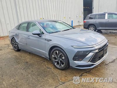 Czwarte zdjęcie samochodu z boku: 2024 HYUNDAI SONATA SEL VIN:KMHL64JA8RA386776 - miniatura