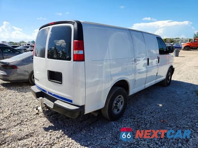 Trzecie zdjęcie samochodu z tyłu: 2017 CHEVROLET EXPRESS G2500 VIN:1GCWGAFF7H1247142 - miniatura