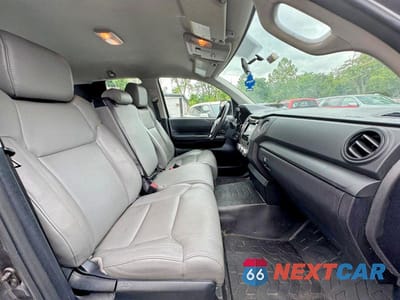 Zdjęcie 7 z 14 samochodu: 2014 TOYOTA TUNDRA SR VIN:5TFUM5F19EX059050 - miniatura