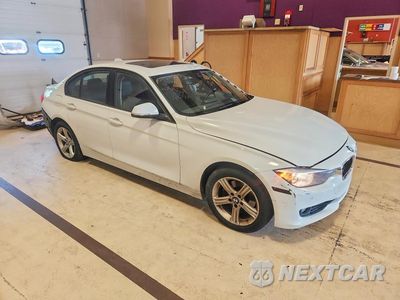 Czwarte zdjęcie samochodu z boku: 2015 BMW 328 I VIN:WBA3A5C55FF609408 - miniatura