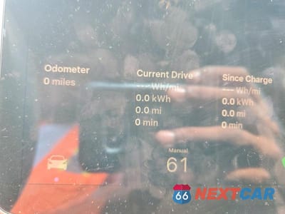 Zdjęcie 9 z 13 samochodu: 2024 TESLA MODEL Y VIN:7SAYGDEE8RA244598 - miniatura