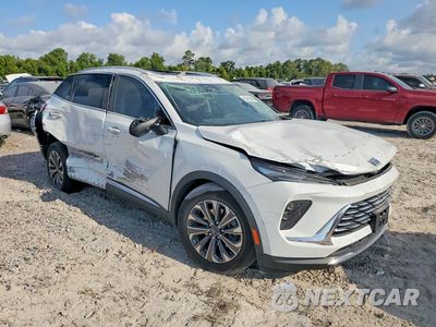 Czwarte zdjęcie samochodu z boku: 2025 BUICK ENVISION PREFERRED VIN:LRBFZKE40SD031797 - miniatura