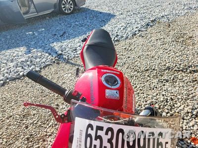 Piąte zdjęcie samochodu w środku: 2009 KAWASAKI EX650 C VIN:JKAEXEC149DA27398 - miniatura