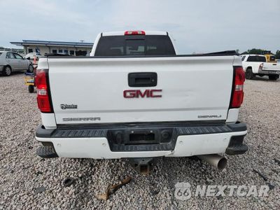 Zdjęcie 6 z 12 samochodu: 2017 GMC SIERRA K2500 DENALI VIN:1GT12UEY5HF225060 - miniatura
