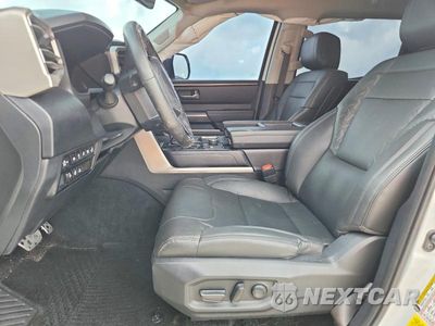 Zdjęcie 7 z 13 samochodu: 2024 TOYOTA TUNDRA SR5 VIN:5TFLA5DB2RX149579 - miniatura