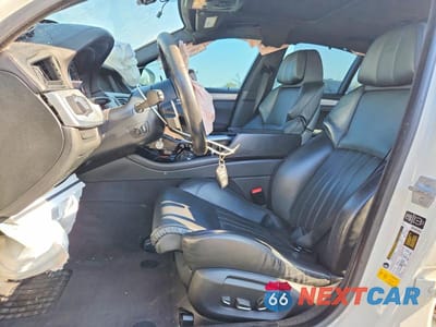 Zdjęcie 7 z 12 samochodu: 2014 BMW M5 VIN:WBSFV9C59ED593759 - miniatura