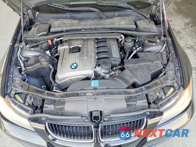 Zdjęcie 11 z 12 samochodu: 2006 BMW 325 I VIN:WBAVB13566PT11328 - miniatura