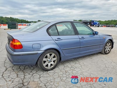 Trzecie zdjęcie samochodu z tyłu: 2002 BMW 325 I VIN:WBAET37462NG78944 - miniatura