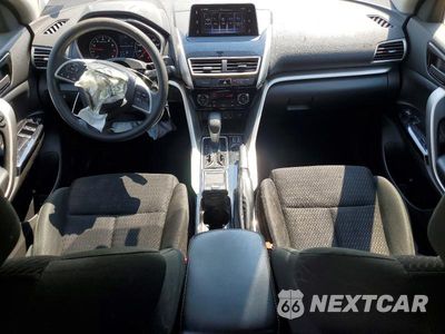 Zdjęcie 8 z 13 samochodu: 2020 MITSUBISHI ECLIPSE CROSS LE VIN:JA4AS4AA0LZ001818 - miniatura