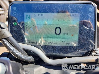 Zdjęcie 7 z 10 samochodu: 2025 YAMAHA MT09 VIN:JYARN94EXSA003046 - miniatura