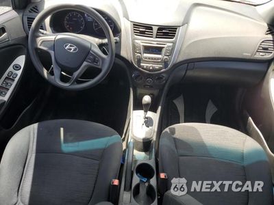 Zdjęcie 8 z 12 samochodu: 2015 HYUNDAI ACCENT GS VIN:KMHCT5AEXFU224482 - miniatura