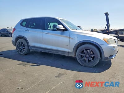 Czwarte zdjęcie samochodu z boku: 2011 BMW X3 XDRIVE28I VIN:5UXWX5C53BL702808 - miniatura