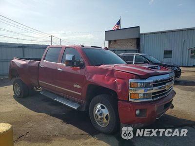 Czwarte zdjęcie samochodu z boku: 2018 CHEVROLET SILVERADO K3500 HIGH COUNTRY VIN:1GC4K1EY6JF161743 - miniatura