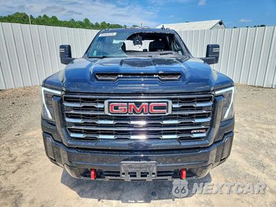 Piąte zdjęcie samochodu w środku: 2024 GMC SIERRA K2500 AT4 VIN:1GT49PEY6RF264199 - miniatura