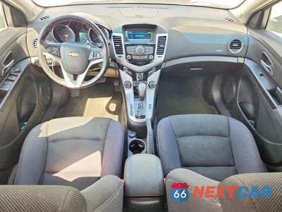Zdjęcie 8 z 12 samochodu: 2013 CHEVROLET CRUZE LT VIN:1G1PC5SB2D7115979 - miniatura
