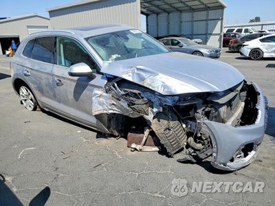 Czwarte zdjęcie samochodu z boku: 2023 AUDI Q5 PREMIUM 45 VIN:WA1GAAFY1P2108229 - miniatura