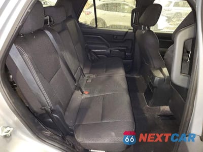 Zdjęcie 11 z 14 samochodu: 2025 TOYOTA 4RUNNER SR5 VIN:JTEVA5BR0S5012873 - miniatura