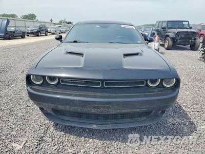 Piąte zdjęcie samochodu w środku: 2019 DODGE CHALLENGER SXT VIN:2C3CDZAG3KH746768 - miniatura