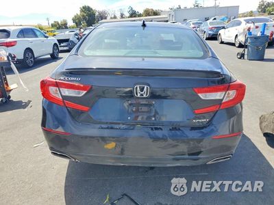 Zdjęcie 6 z 13 samochodu: 2018 HONDA ACCORD SPORT VIN:1HGCV1F35JA243970 - miniatura