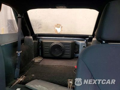 Zdjęcie 10 z 13 samochodu: 2015 JEEP WRANGLER UNLIMITED SPORT VIN:1C4BJWDG6FL503555 - miniatura