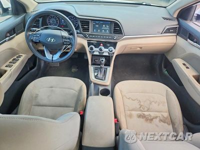 Zdjęcie 8 z 12 samochodu: 2019 HYUNDAI ELANTRA SEL VIN:5NPD84LF4KH411537 - miniatura