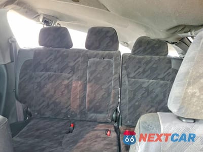 Zdjęcie 10 z 13 samochodu: 2004 HONDA CR-V EX VIN:SHSRD778X4U247106 - miniatura