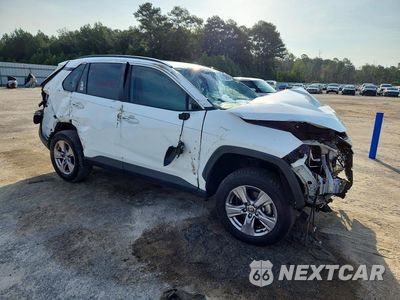 Czwarte zdjęcie samochodu z boku: 2022 TOYOTA RAV4 XLE VIN:2T3W1RFV8NW213604 - miniatura