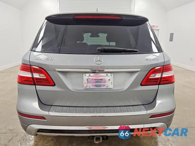Zdjęcie 6 z 13 samochodu: 2012 MERCEDES-BENZ ML 550 4MATIC VIN:4JGDA7DB3CA056947 - miniatura