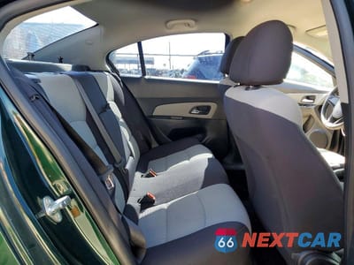 Zdjęcie 10 z 12 samochodu: 2014 CHEVROLET CRUZE LS VIN:1G1PA5SGXE7151907 - miniatura