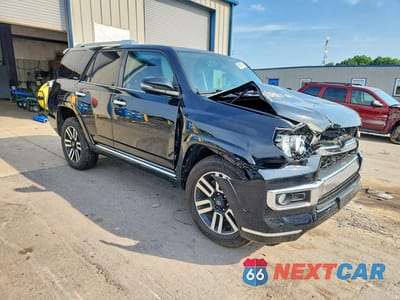 Czwarte zdjęcie samochodu z boku: 2018 TOYOTA 4RUNNER LIMITED VIN:JTEBU5JR2J5577779 - miniatura