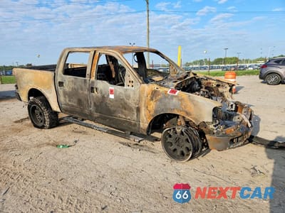 Czwarte zdjęcie samochodu z boku: 2004 FORD F150 SUPERCREW VIN:1FTPW14534FA14616 - miniatura