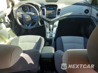 Zdjęcie 8 z 13 samochodu: 2014 CHEVROLET CRUZE LS VIN:1G1PA5SG8E7235238 - miniatura