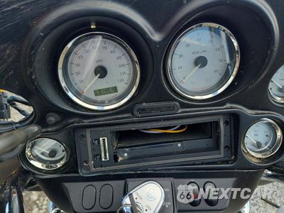 Zdjęcie 7 z 9 samochodu: 2009 HARLEY-DAVIDSON FLHX VIN:1HD1KB4189Y648650 - miniatura