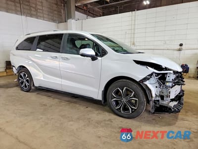 Czwarte zdjęcie samochodu z boku: 2025 TOYOTA SIENNA PLATINUM 7-PASSENGER VIN:5TDESKFC3SS163397 - miniatura