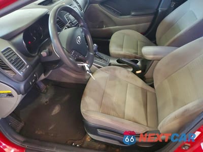 Zdjęcie 7 z 12 samochodu: 2014 KIA FORTE LX VIN:KNAFX4A67E5140053 - miniatura
