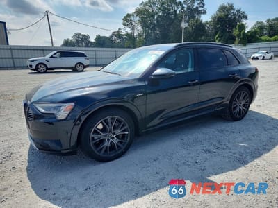 2021 AUDI E-TRON PRESTIGE WA1VABGE5MB038148 - główne zdjęcie licytacji z USA - miniatura