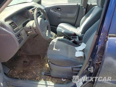 Zdjęcie 7 z 13 samochodu: 2000 CHEVROLET TRACKER VIN:2CNBE13C4Y6905118 - miniatura