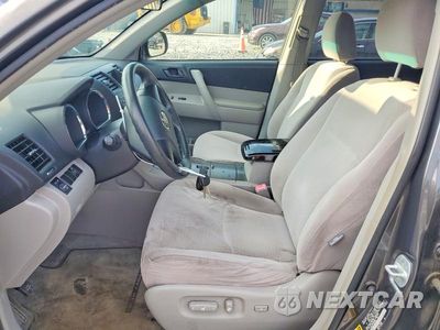 Zdjęcie 7 z 13 samochodu: 2009 TOYOTA HIGHLANDER BASE VIN:JTEDA41A792007022 - miniatura